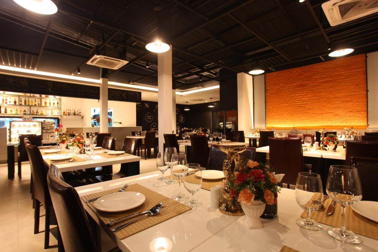 Aparthotel The Aristo By Holy Cow, 4-Br Loft, 150 M2, Pool View Hat Surin Exterior foto
